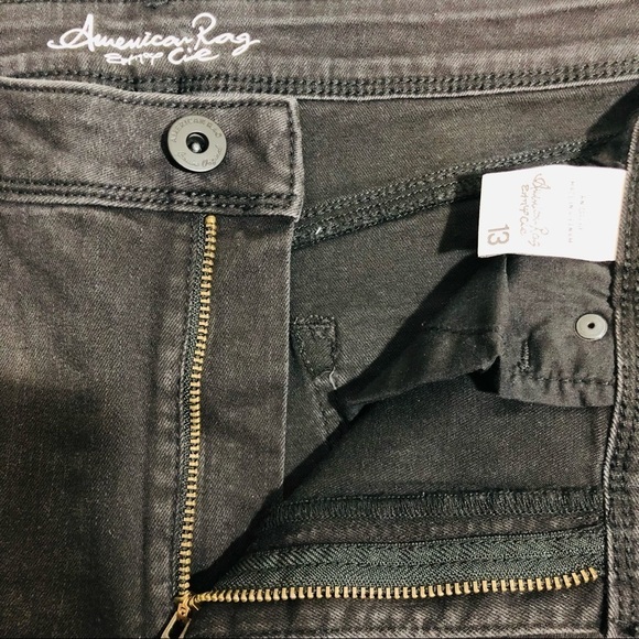 NWT American Rag Black Factory Whiskering Distressed Super Skinny Jeans size 13 - Picture 2 of 8